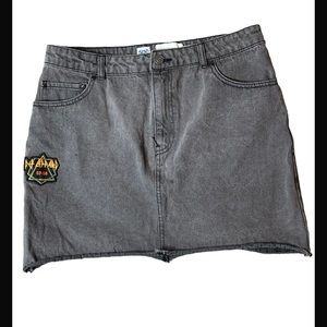 Junk Food Juniors Size 11 Def Leppard Patches Gray Denim Jean Mini‎ Skirt